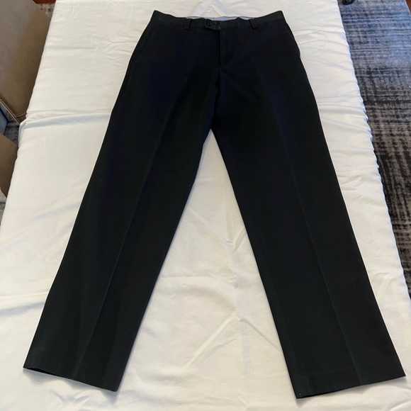 Kirkland Mens Chinos - Picture 2 of 6